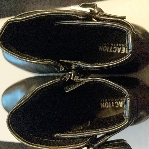 Kenneth Cole Reaction "Never Plan" Booties Size 8 (New) - Picture 10 of 10